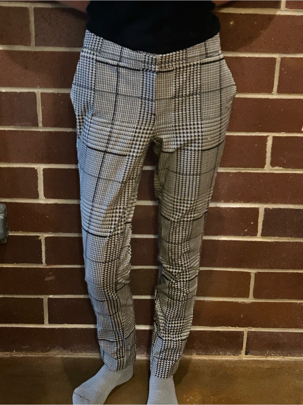 Women's Black & White Houndstooth Trousers